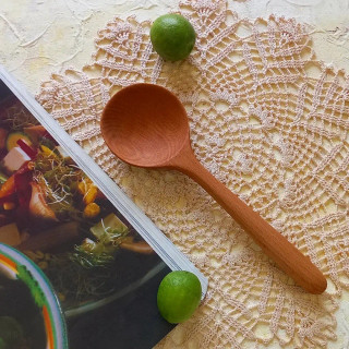 ملاقه چوبی دست ساز برند بارلی چوب 22 سانتی جنس چوب راش کد bar0023
