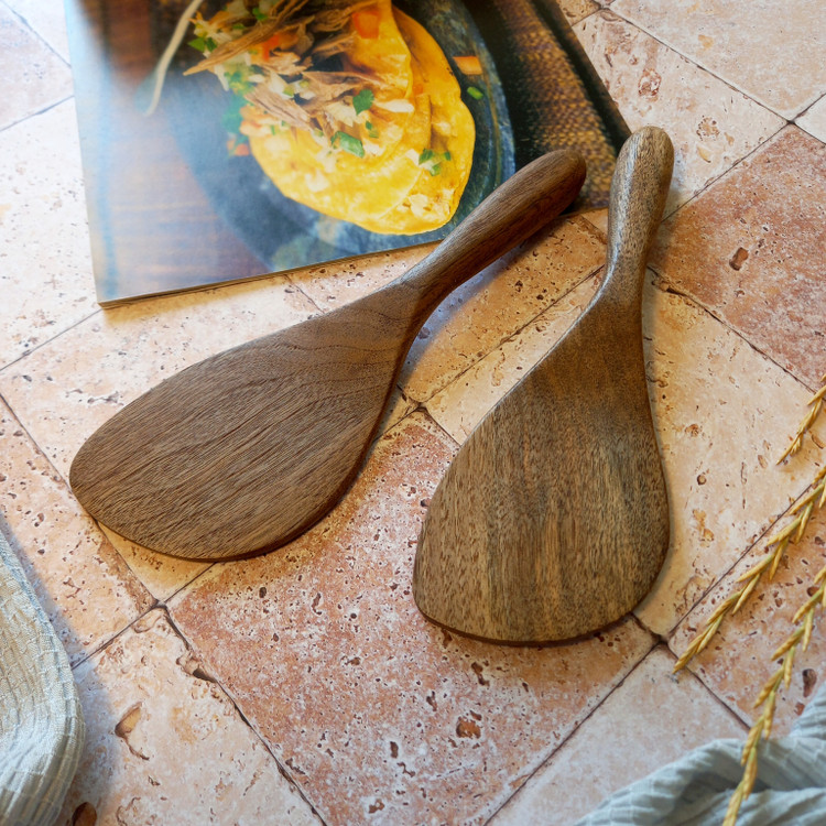 کفگیر تفت زن چوبی دستساز بارلی (1عدد) مدل باربد 21 سانتی چوب گردو