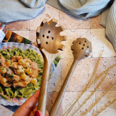 چنگال پاستا و ماکارونی چوبی دستساز بارلی مدل ژیکان 27 سانتی چوب گردو کد bar0286