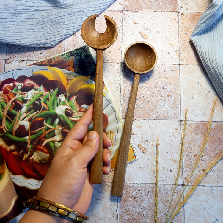 ست قاشق و چنگال سالادخوری چوبی دستساز بارلی مدل لیا 25 سانتی چوب گردو
