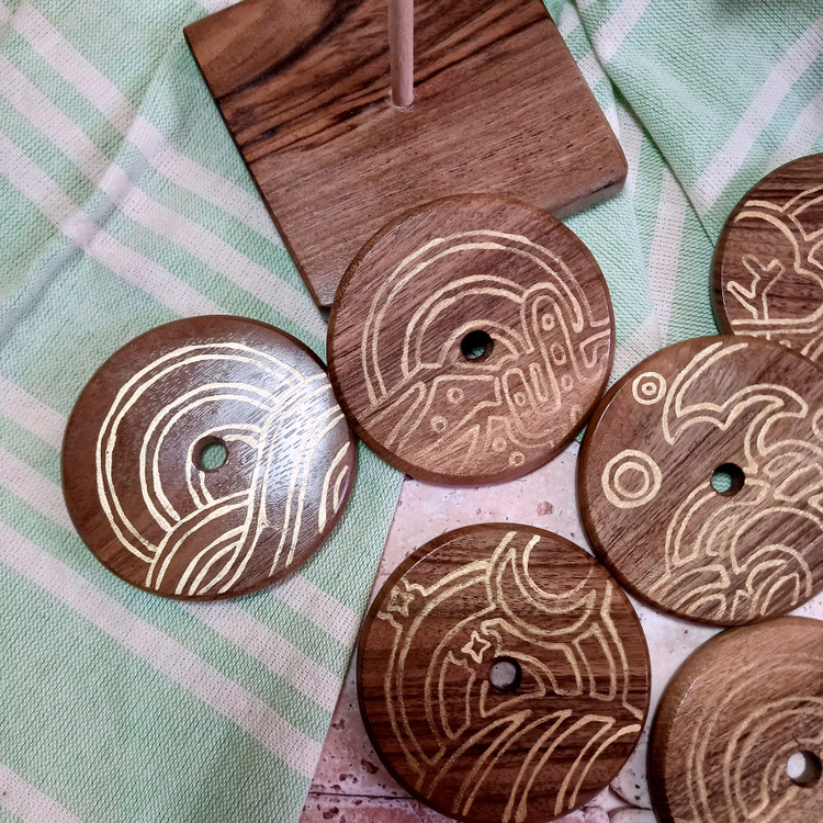 زیرلیوانی چوبی دستساز ست 6 نفره طرح بوهمی لاین چوب گردو