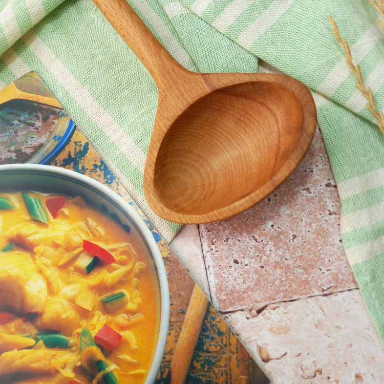 ملاقه چوبی دست ساز برند بارلی چوب مدل ماهور 27 سانتی جنس چوب راش