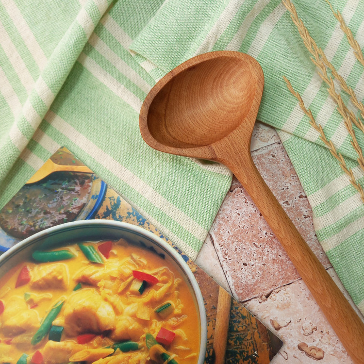 ملاقه چوبی دست ساز برند بارلی چوب مدل ماهور 27 سانتی جنس چوب راش