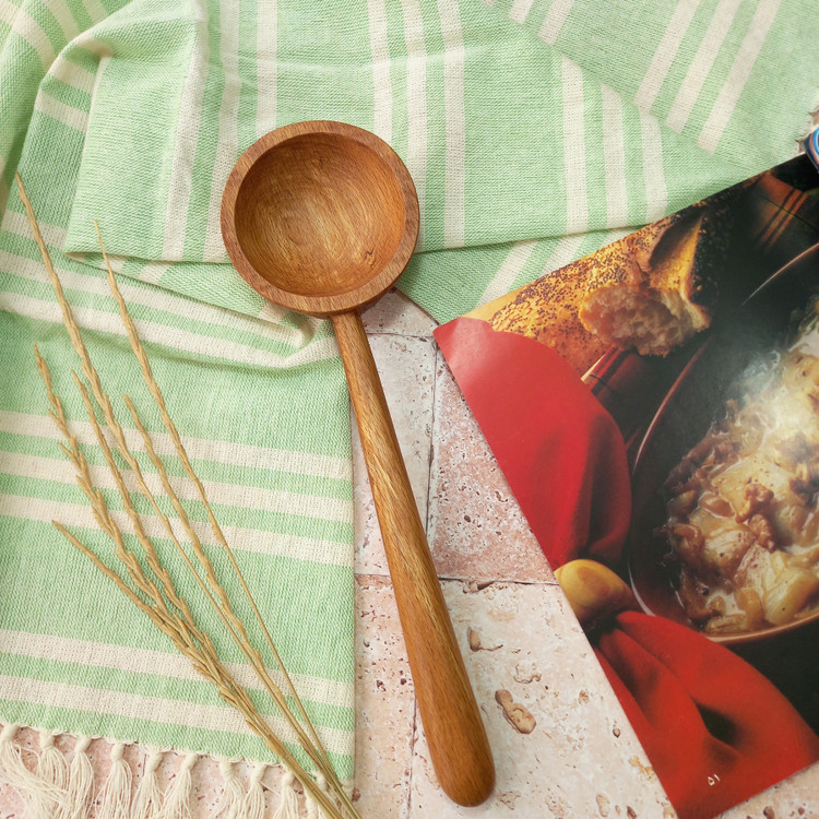 ملاقه چوبی دست ساز برند بارلی چوب مدل دنیز 27 سانتی جنس چوب راش