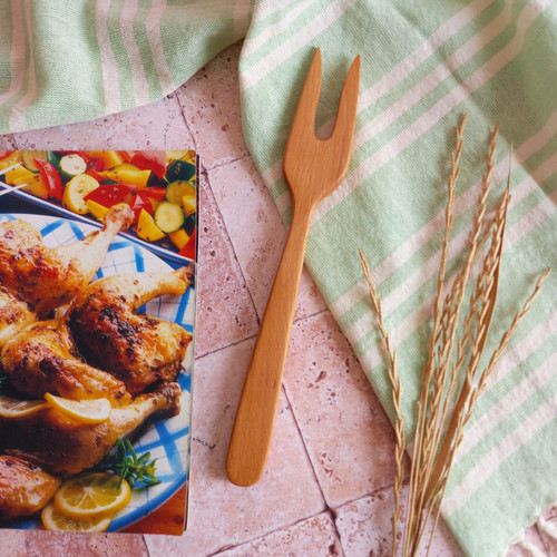 چنگال چوبی دست ساز برند بارلی چوب مدل ایتوک 25 سانتی جنس چوب راش مناسب جهیزیه عروس