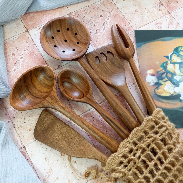 ست کفگیر و ملاقه چوبی ویژه جهیزیه عروس