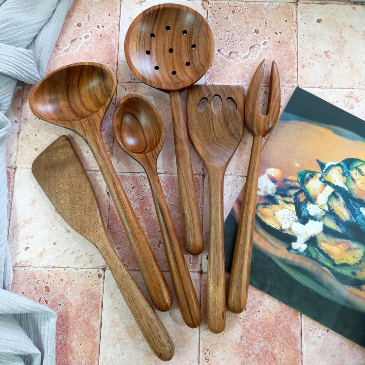 ست کفگیر و ملاقه چوبی ویژه جهیزیه عروس