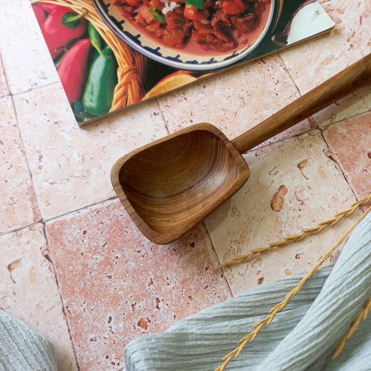 قاشق سرو چوبی دست ساز ویژه جهیزیه عروس