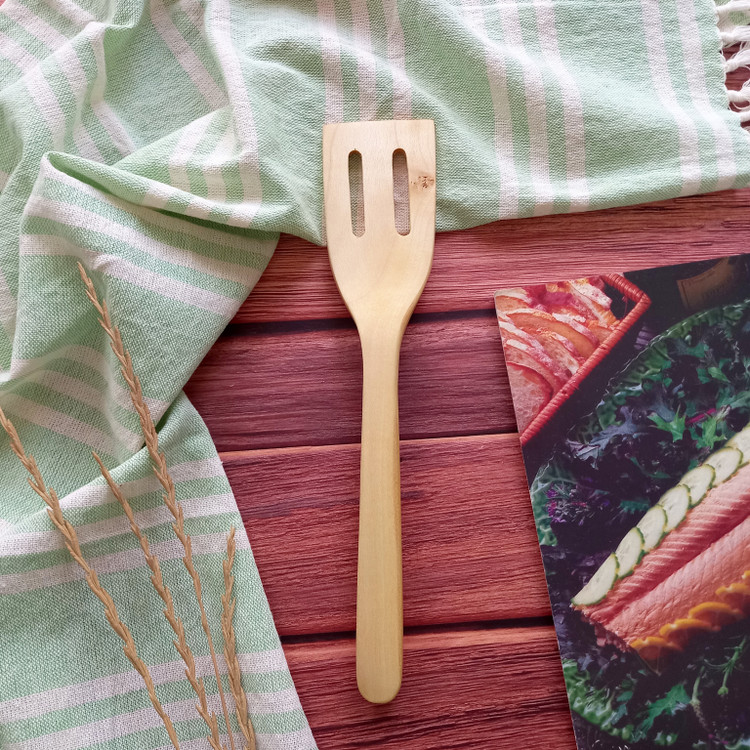 کفگیر چوبی دست ساز ویژه جهیزیه عروس