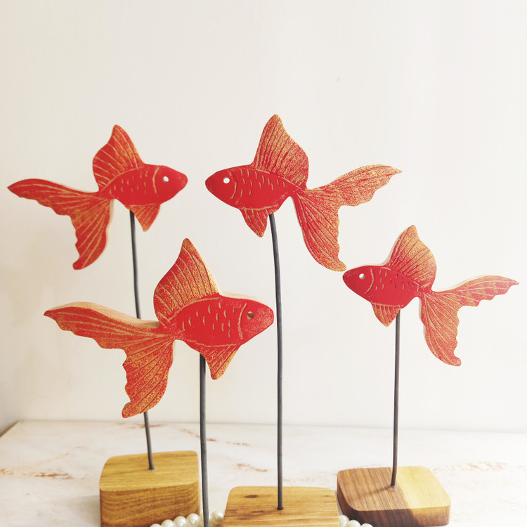 ماهی چوبی دست ساز هفت سین نوروزی