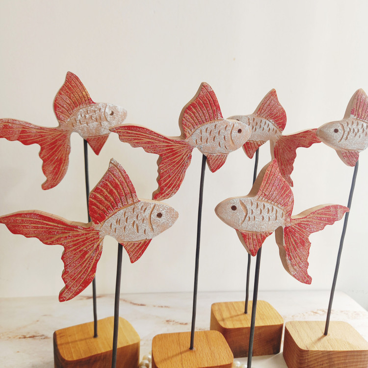 ماهی چوبی دست ساز هفت سین نوروزی