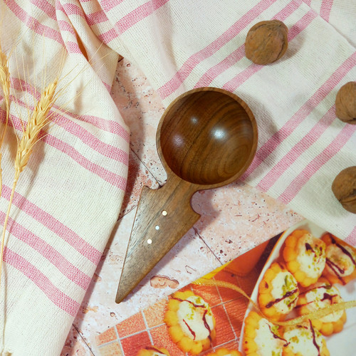 قاشق آجیل خوری چوبی دستساز ویژه جهیزیه عروس