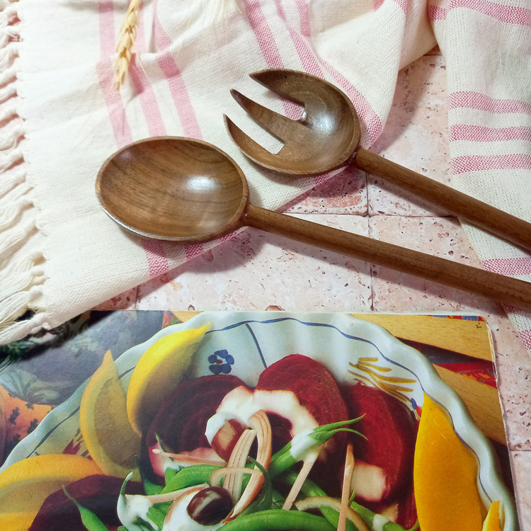 ست قاشق و چنگال سالادخوری چوبی دستساز ویژه جهیزیه عروس